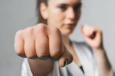強くなりたい女性必見！習い事を始めるなら格闘技はいかが？