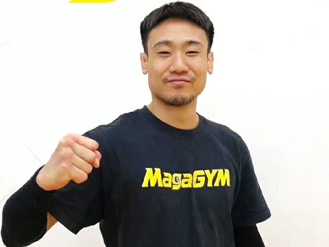 秋山 任成